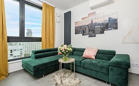 Lumina I Premium Apartments With Balcony I 15Th Floor I View